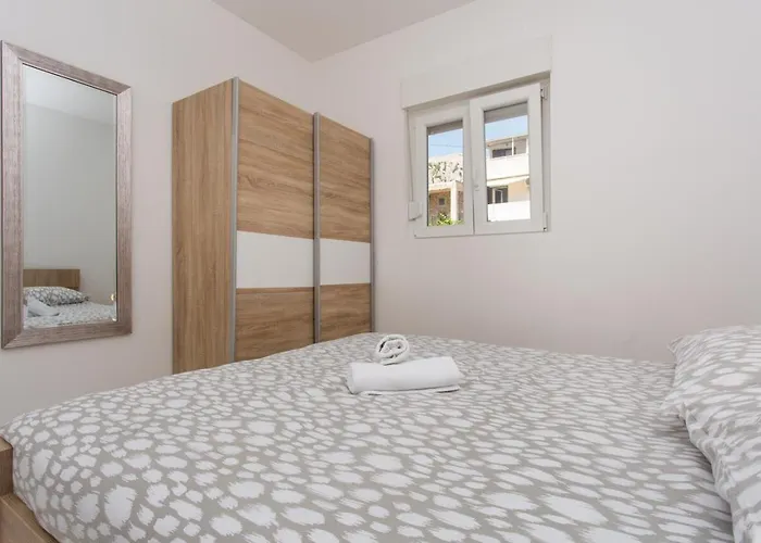 With Parking Space Baska, Krk - 18808 Appartement Baška