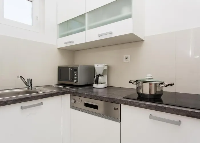 Appartement With Parking Space Baska, Krk - 18808 Baška