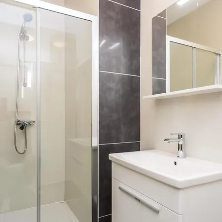 Apartment With A Parking Space Baska, Krk - 18808 Baska (Krk)