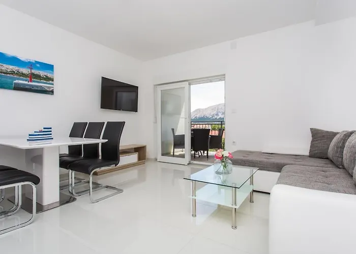 Διαμέρισμα With Parking Space Baska, Krk - 18808 Baška