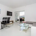 Apartamento With Parking Space Baska, Krk - 18808 Baška
