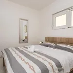 With Parking Space Baska, Krk - 18808 Apartamento *