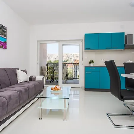 Διαμέρισμα With Parking Space - Krk - 18808 *